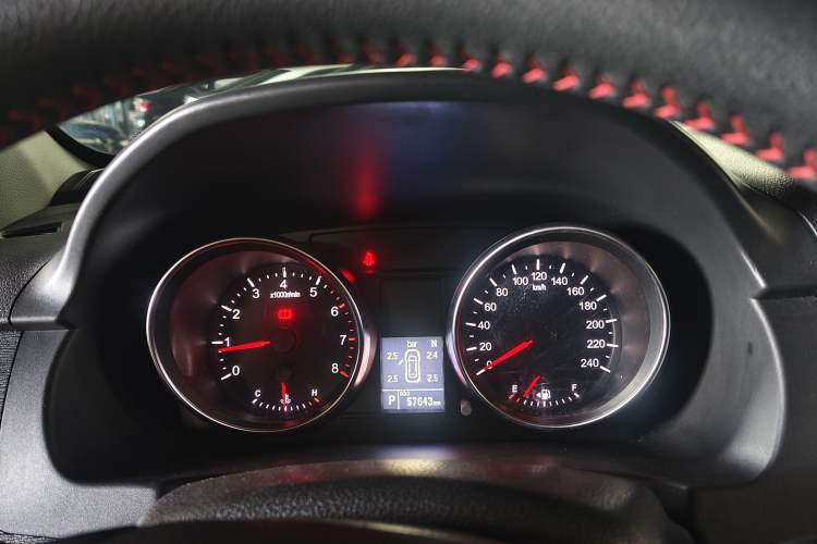 Used Haval M6 2019 1.5T DCT Two-Wheel Drive Value Edition China VI Standard Instrument Cluster