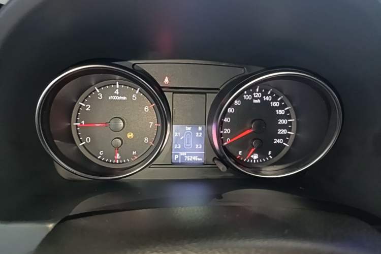 Used Haval M6 2019 1.5T DCT Two-Wheel Drive Elite Version China VI Standard Instrument Cluster