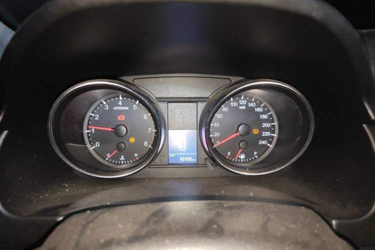 Used Haval M6 2019 1.5T Manual Two-Wheel Drive Elite Version China VI Standard Instrument Cluster