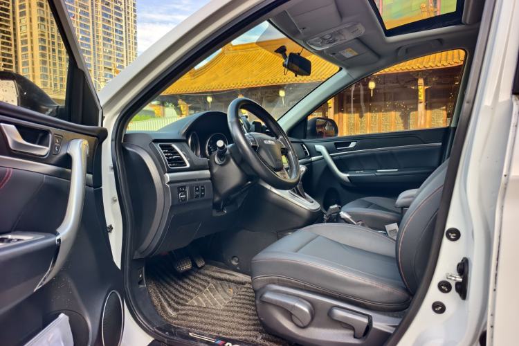 Used Haval M6 2019 1.5T DCT Two-Wheel Drive Value Edition China VI Standard Interior 1