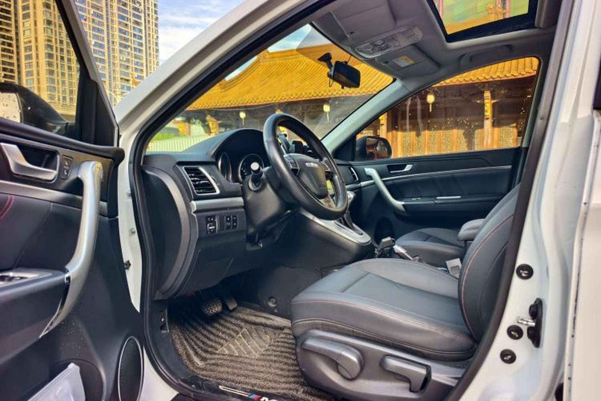Used Haval M6 2019 1.5T DCT Two-Wheel Drive Value Edition China VI Standard Interior 1