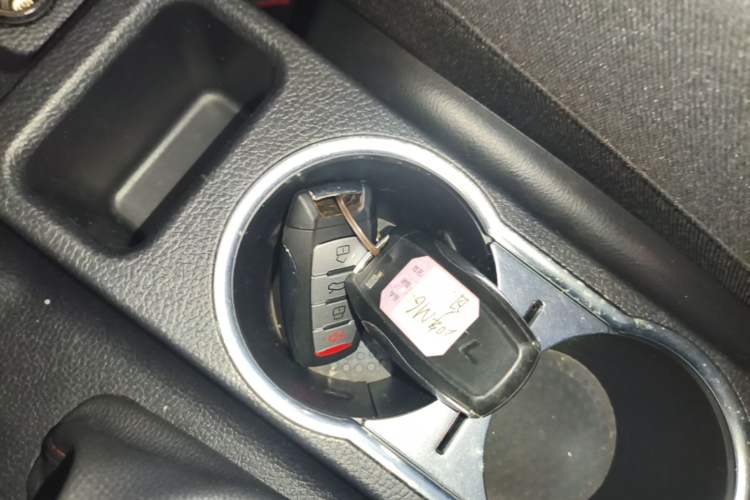 Used Haval M6 2019 1.5T Manual Two-Wheel Drive Urban Version China VI Standard Interior 1