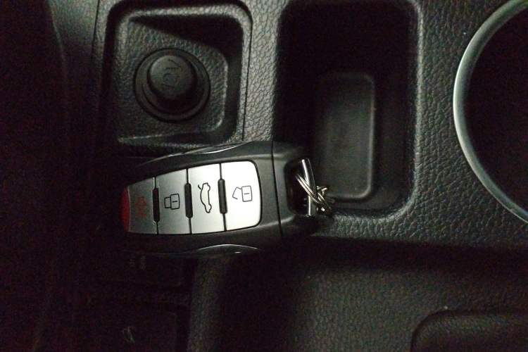 Used Haval M6 2019 1.5T DCT Two-Wheel Drive Value Edition China VI Standard Interior 1