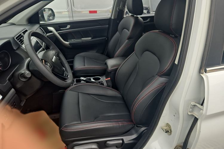 Used Haval M6 2019 1.5T DCT Two-Wheel Drive Urban Version China VI Standard Interior 1