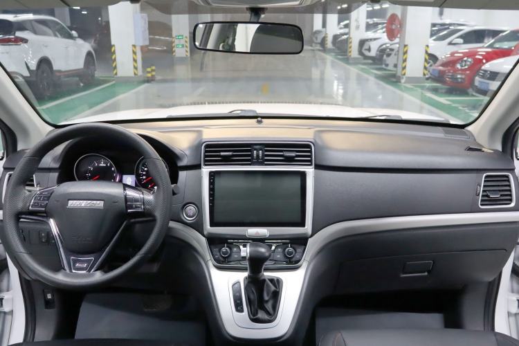 Used Haval M6 2019 1.5T DCT Two-Wheel Drive Value Edition China VI Standard Interior 2