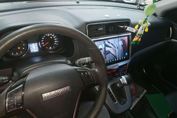 Used Haval M6 2019 1.5T DCT Two-Wheel Drive Value Edition China VI Standard Interior 2