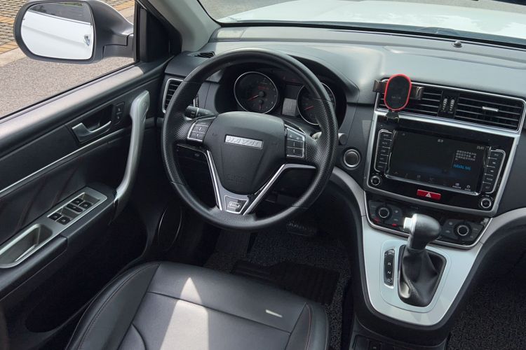 Used Haval M6 2019 1.5T DCT Two-Wheel Drive Value Edition China VI Standard Interior 2