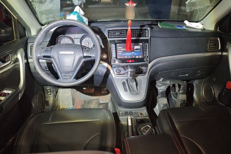 Used Haval M6 2019 1.5T DCT Two-Wheel Drive Value Edition China VI Standard Interior 2