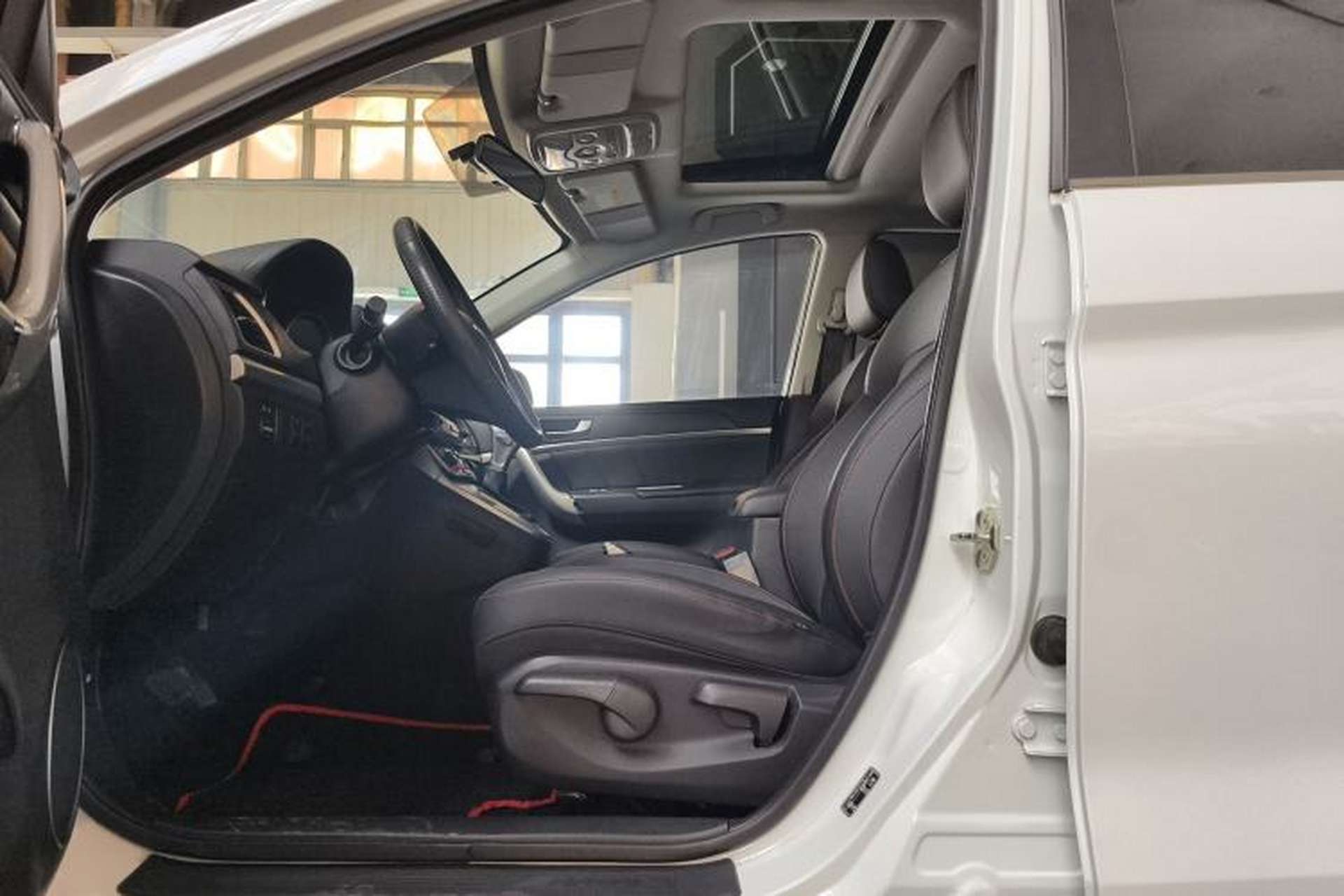 Used Haval M6 2019 1.5T DCT Two-Wheel Drive Value Edition China VI Standard Interior 2