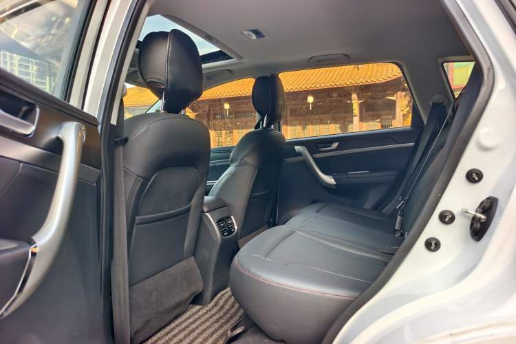 Used Haval M6 2019 1.5T DCT Two-Wheel Drive Value Edition China VI Standard Interior 2
