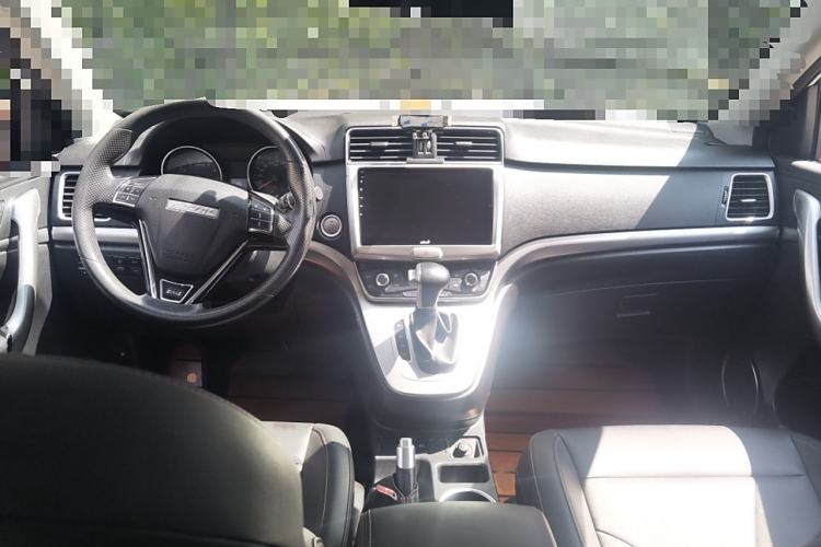 Used Haval M6 2019 1.5T DCT Two-Wheel Drive Value Edition China VI Standard Interior 2