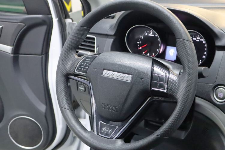 Used Haval M6 2019 1.5T DCT Two-Wheel Drive Value Edition China VI Standard Interior 3