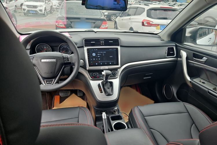 Used Haval M6 2019 1.5T DCT Two-Wheel Drive Urban Version China VI Standard Interior 3