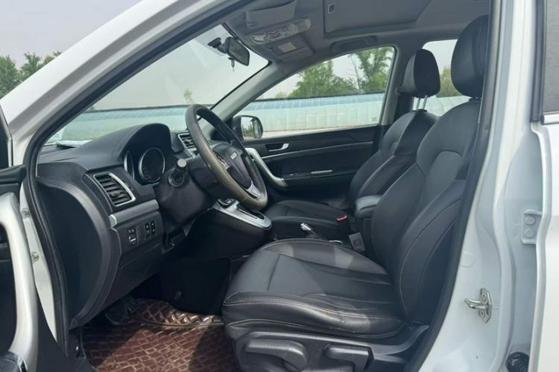 Used Haval M6 2019 1.5T DCT Two-Wheel Drive Value Edition China VI Standard Interior 3