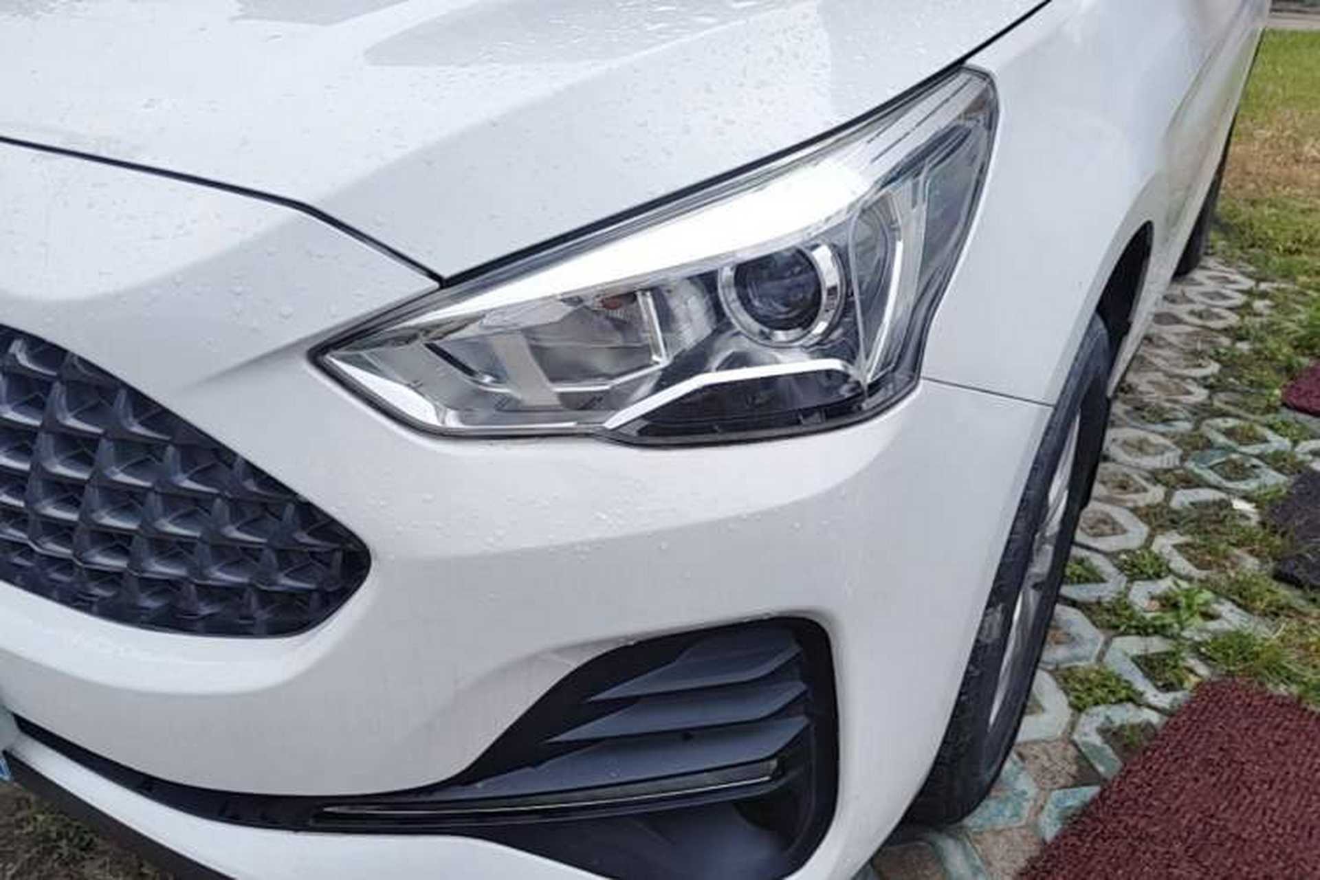 Used Haval M6 2019 1.5T DCT Two-Wheel Drive Value Edition China VI Standard Left Front Headlight