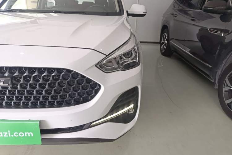 Used Haval M6 2019 1.5T DCT Two-Wheel Drive Elite Version China V Standard Left Front Headlight