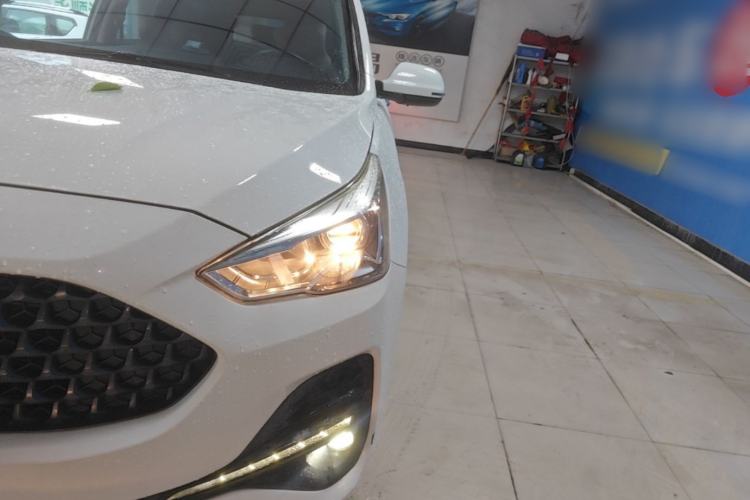 Used Haval M6 2019 1.5T Manual Two-Wheel Drive Elite Version China V Standard Left Front Headlight