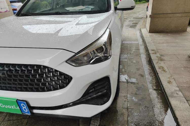 Used Haval M6 2019 1.5T DCT Two-Wheel Drive Value Edition China VI Standard Left Front Headlight