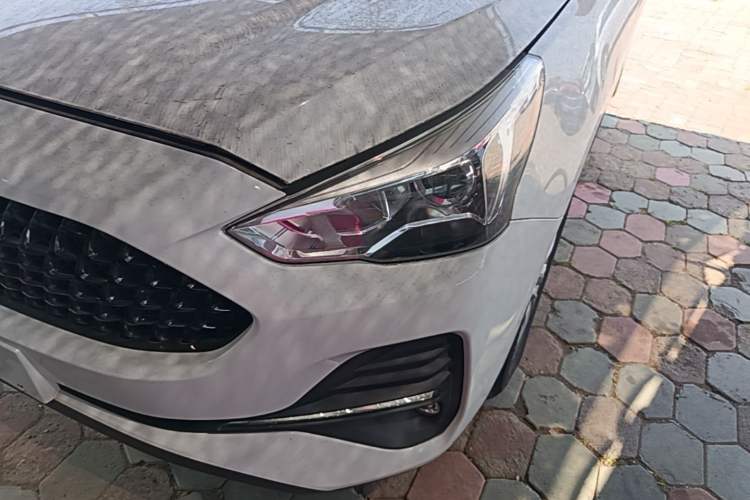Used Haval M6 2019 1.5T Manual Two-Wheel Drive Elite Version China VI Standard Left Front Headlight