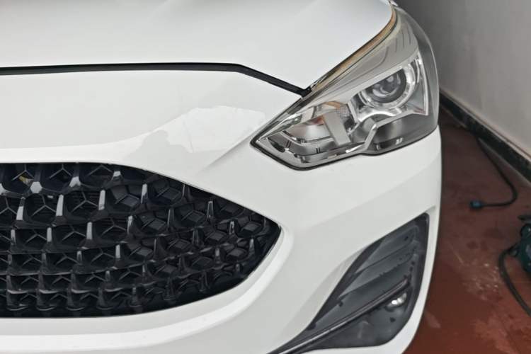 Used Haval M6 2019 1.5T DCT Two-Wheel Drive Elite Version China VI Standard Left Front Headlight
