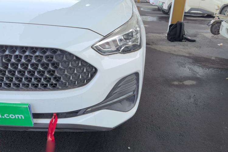 Used Haval M6 2019 1.5T DCT Two-Wheel Drive Value Edition China VI Standard Left Front Headlight