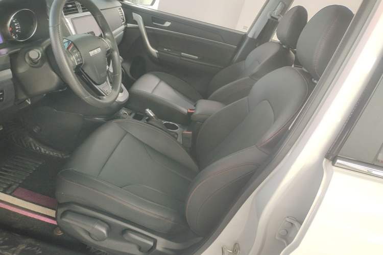 Used Haval M6 2019 1.5T DCT Two-Wheel Drive Value Edition China VI Standard Left Front Seat