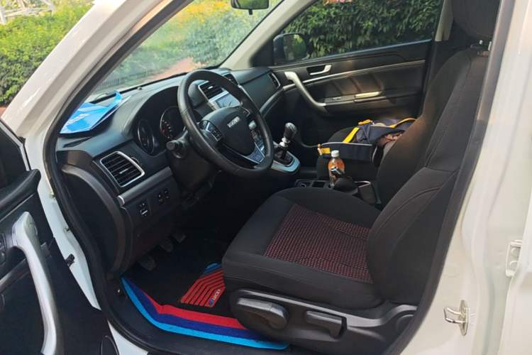 Used Haval M6 2019 1.5T Manual Two-Wheel Drive Urban Version China VI Standard Left Front Seat