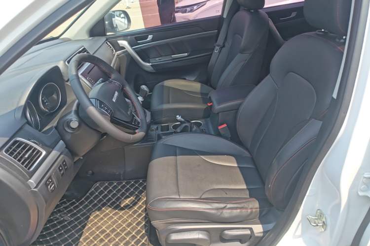 Used Haval M6 2019 1.5T Manual Two-Wheel Drive Elite Version China VI Standard Left Front Seat