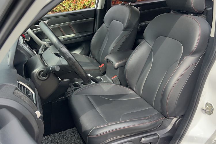 Used Haval M6 2019 1.5T DCT Two-Wheel Drive Value Edition China VI Standard Left Front Seat