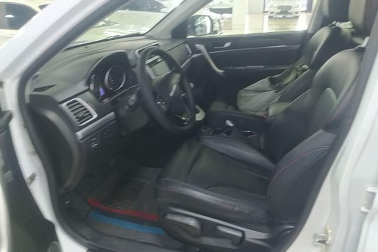 Used Haval M6 2019 1.5T DCT Two-Wheel Drive Value Edition China VI Standard Left Front Seat