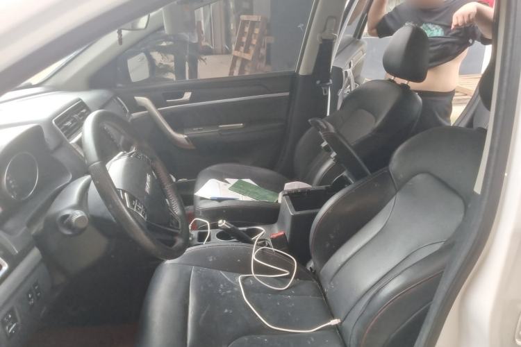 Used Haval M6 2019 1.5T DCT Two-Wheel Drive Elite Version China VI Standard Left Front Seat