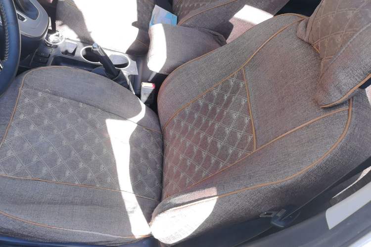 Used Haval M6 2019 1.5T DCT Two-Wheel Drive Elite Version China VI Standard Left Front Seat