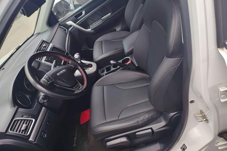 Used Haval M6 2019 1.5T DCT Two-Wheel Drive Value Edition China VI Standard Left Front Seat