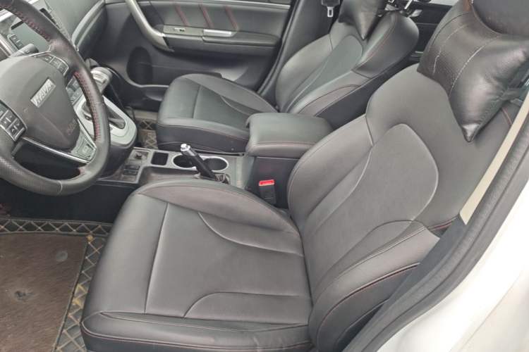 Used Haval M6 2019 1.5T DCT Two-Wheel Drive Elite Version China VI Standard Left Front Seat