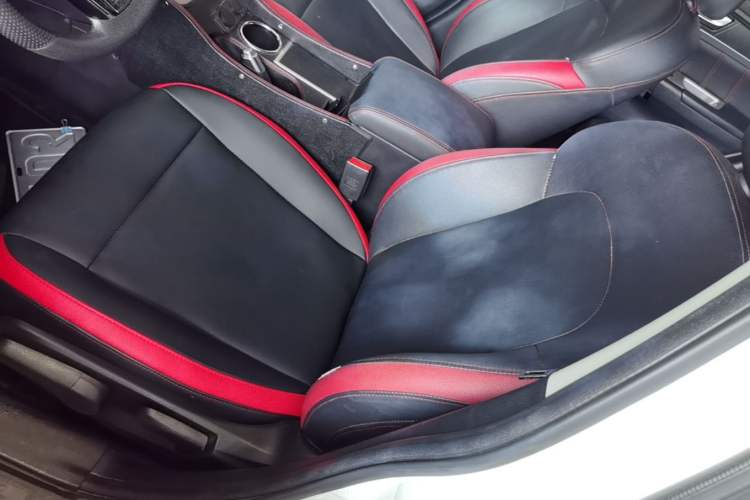 Used Haval M6 2019 1.5T DCT Two-Wheel Drive Urban Version China VI Standard Left Front Seat