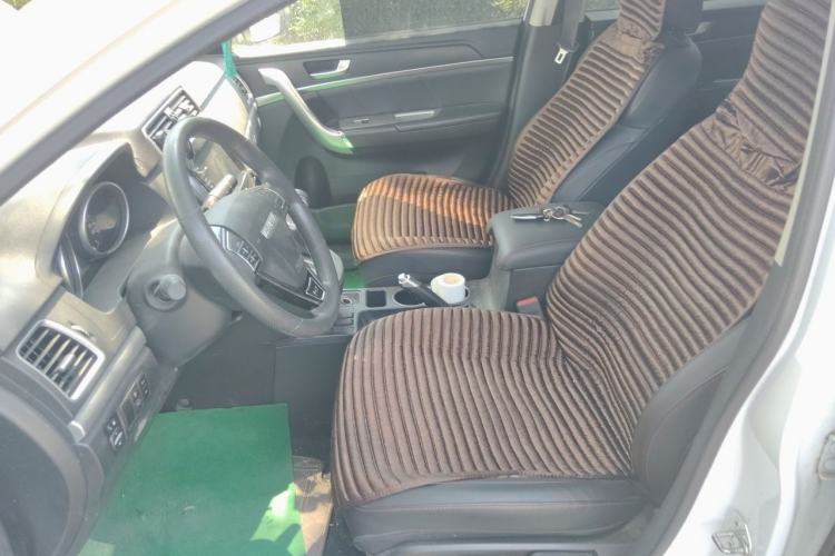 Used Haval M6 2019 1.5T DCT Two-Wheel Drive Value Edition China VI Standard Left Front Seat
