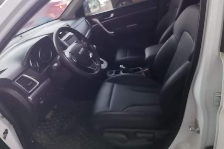 Used Haval M6 2019 1.5T DCT Two-Wheel Drive Value Edition China VI Standard Left Front Seat