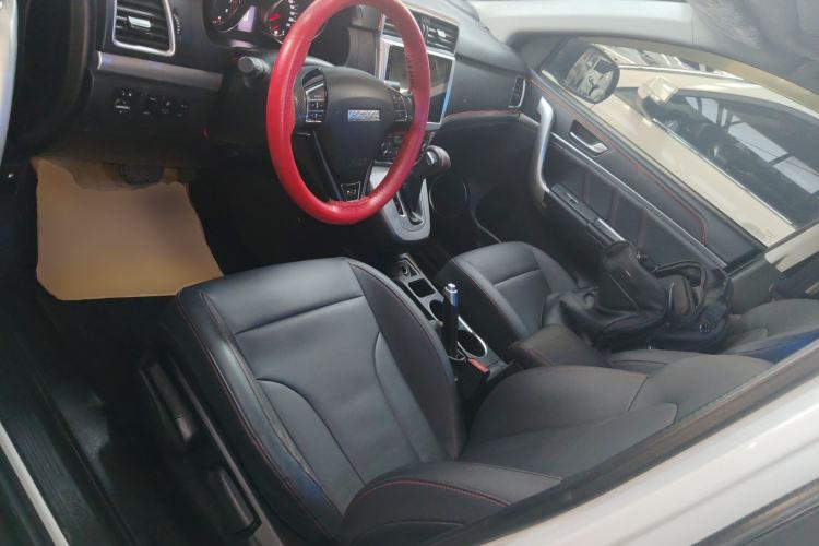 Used Haval M6 2019 1.5T DCT Two-Wheel Drive Value Edition China VI Standard Left Front Seat
