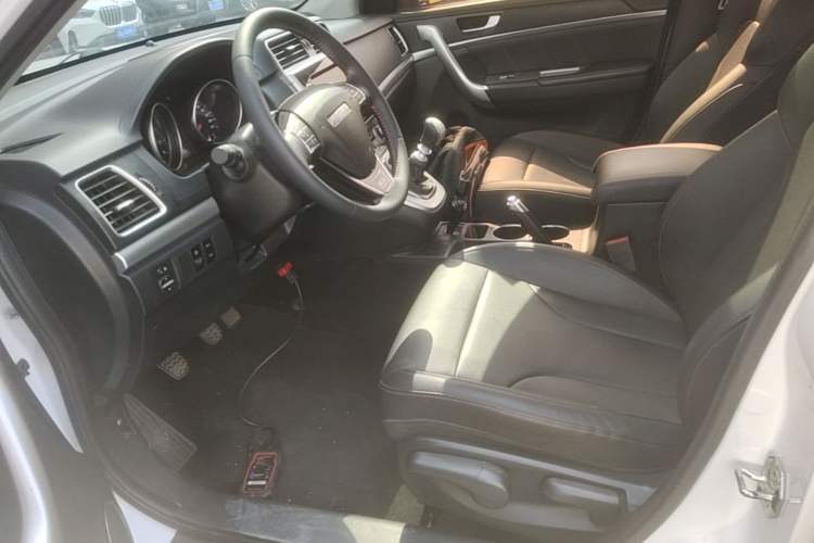 Used Haval M6 2019 1.5T Manual Two-Wheel Drive Elite Version China VI Standard Left Front Seat