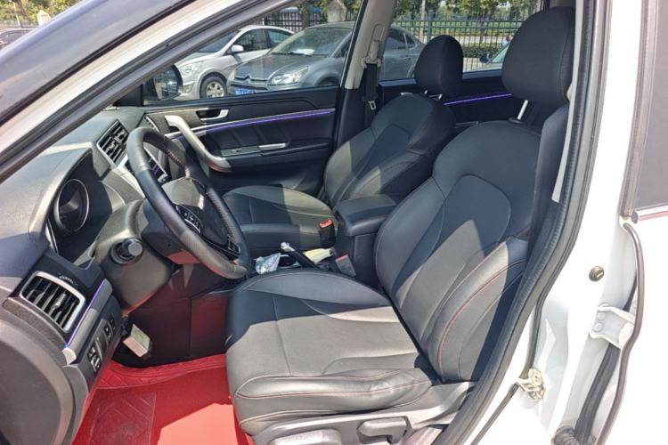 Used Haval M6 2019 1.5T DCT Two-Wheel Drive Elite Version China VI Standard Left Front Seat