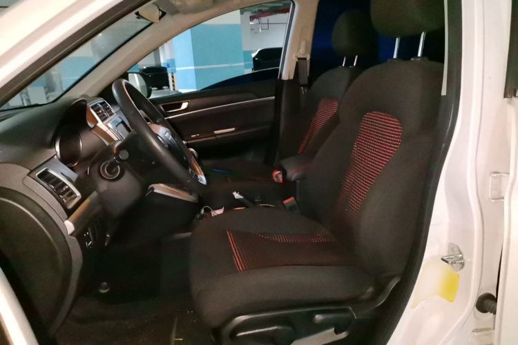Used Haval M6 2019 1.5T Manual Two-Wheel Drive Urban Version China VI Standard Left Front Seat