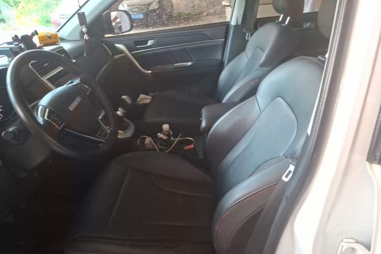 Used Haval M6 2019 1.5T Manual Two-Wheel Drive Elite Version China VI Standard Left Front Seat