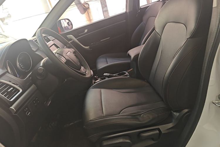 Used Haval M6 2019 1.5T DCT Two-Wheel Drive Elite Version China VI Standard Left Front Seat