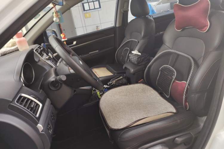 Used Haval M6 2019 1.5T DCT Two-Wheel Drive Elite Version China VI Standard Left Front Seat