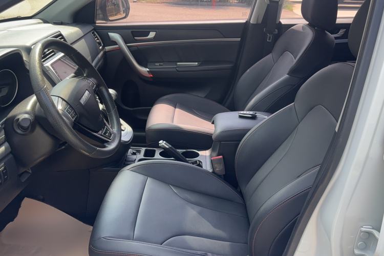 Used Haval M6 2019 1.5T DCT Two-Wheel Drive Value Edition China VI Standard Left Front Seat