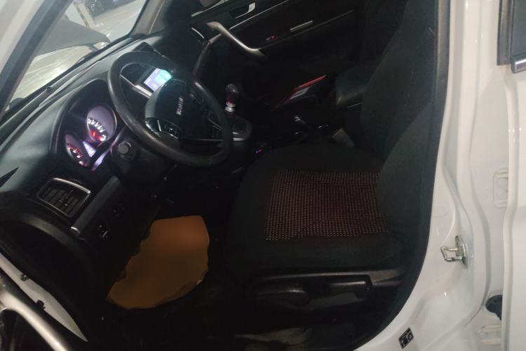 Used Haval M6 2019 1.5T Manual Two-Wheel Drive Urban Version China VI Standard Left Front Seat