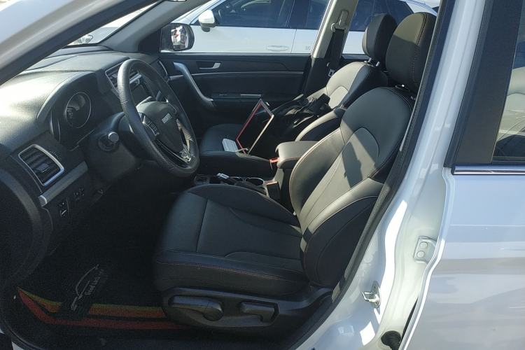Used Haval M6 2019 1.5T DCT Two-Wheel Drive Value Edition China VI Standard Left Front Seat