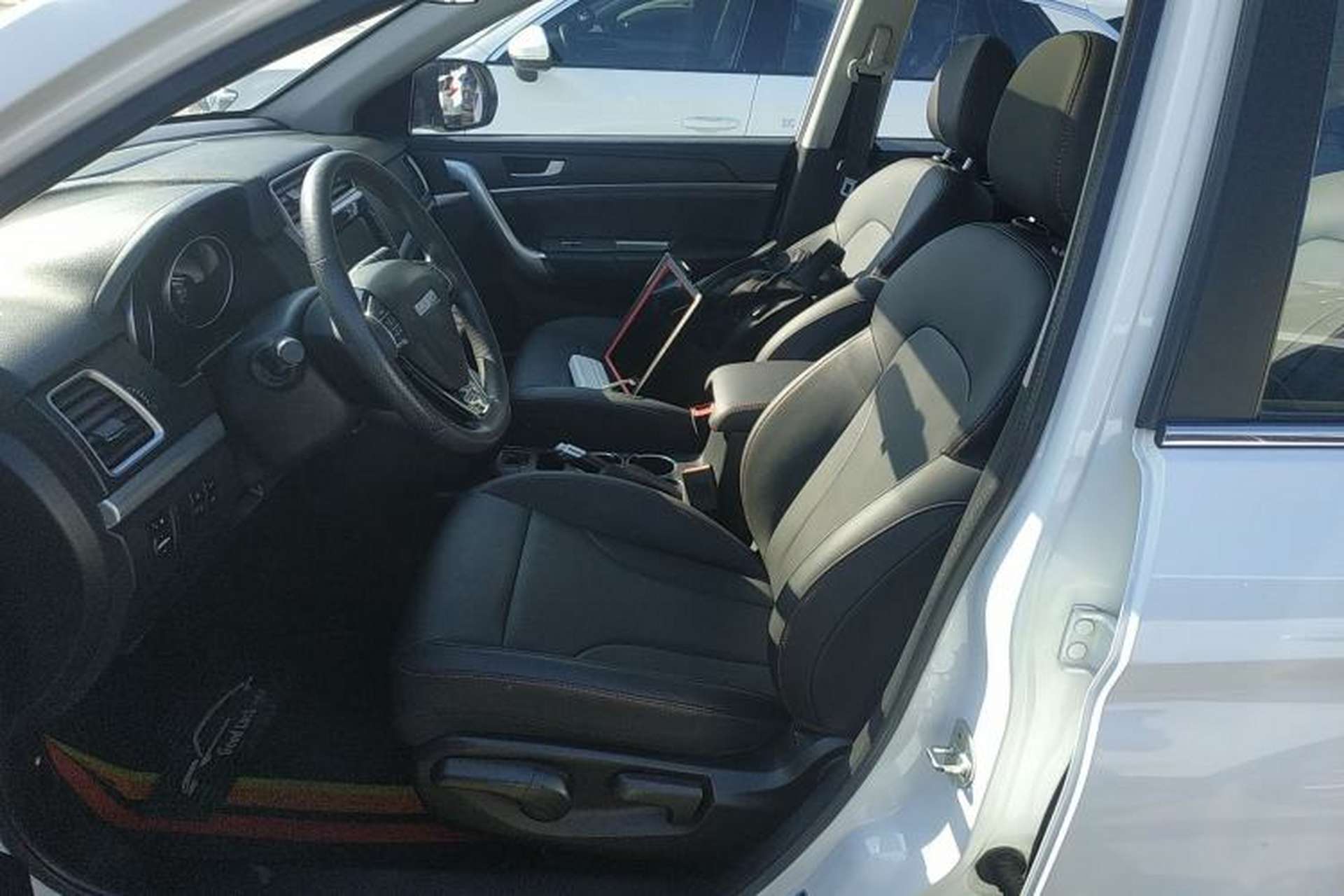 Used Haval M6 2019 1.5T DCT Two-Wheel Drive Value Edition China VI Standard Left Front Seat