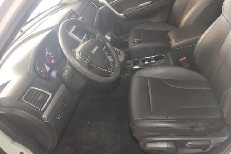 Used Haval M6 2019 1.5T DCT Two-Wheel Drive Value Edition China VI Standard Left Front Seat