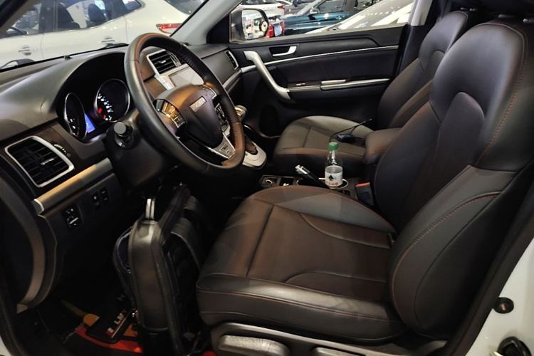 Used Haval M6 2019 1.5T DCT Two-Wheel Drive Value Edition China VI Standard Left Front Seat